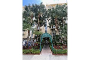 2350 NE 135th St APT 904, North Miami, FL 33181, - MLS#A11772164