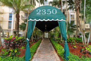 2350 NE 135th St APT 904, North Miami, FL 33181, - MLS#A11772164