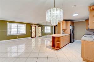 390 E 44th St, Hialeah, FL 33013, - MLS#A11772202