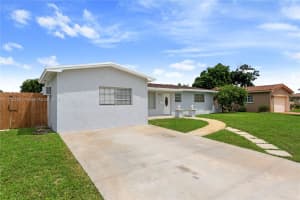 2101 NW 85th Way, Pembroke Pines, FL 33024, Sold 05/20/25