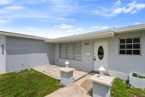 2101 NW 85th Way, Pembroke Pines, FL 33024, Sold 05/20/25