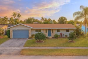 4421 Nw 7th St, Coconut Creek