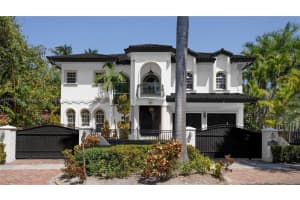 4501 N Bay Rd, Miami Beach
