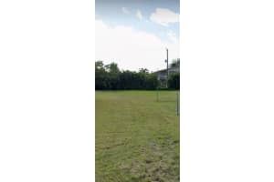 Lincoln St Hollywood Hollywood, FL 33020 Sold 10/02/25