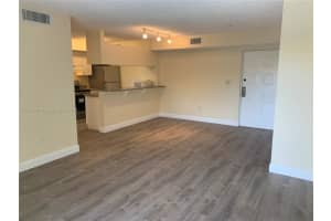 470 S Park Rd 7-307, Hollywood
