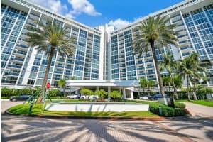 10275 Collins Ave APT 312, Bal Harbour, FL 33154, - MLS#A11772335