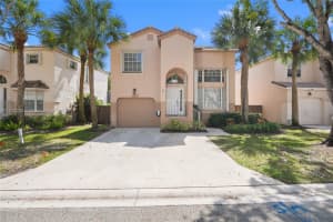 10724 Nw 12th Mnr, Plantation