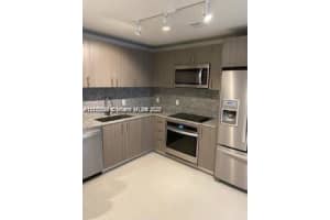 MLS# A11772349, Doral, Florida 33166