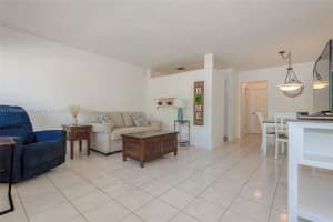 900 SW 10th Terrace #18S, Hallandale Beach, FL 33009, Sold 06/17/25