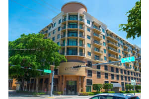 3590 Coral Way 711, Miami