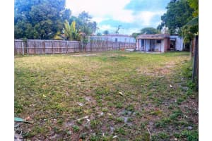 536 Ne 74th St, Miami