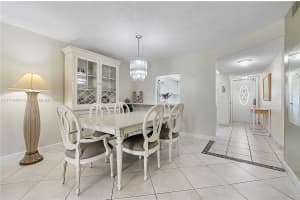 811 S Hollybrook Dr APT 108, Pembroke Pines, FL 33025, - MLS#A11772453