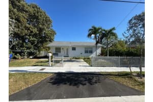 3005 Sw 24th Ter, Miami