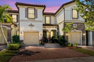 3424 W 92nd Pl 0, Hialeah