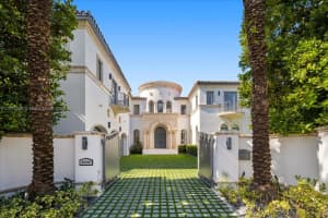 4340 N Bay Rd, Miami Beach, FL 33140, - MLS#A11772588
