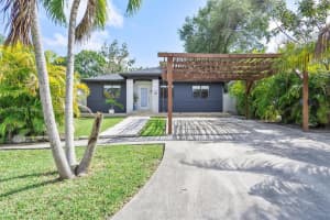 266 Ne 117th St, Miami