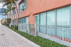 2100 Van Buren St APT 102, Hollywood, FL 33020, - MLS#A11772663