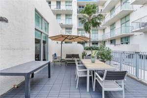 2100 Van Buren St APT 102, Hollywood, FL 33020, - MLS#A11772663