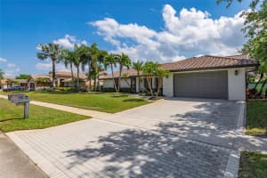 19430 NW 3rd St, Pembroke Pines, FL 33029, Sold 05/16/25