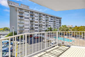 16740 NE 9th Ave APT 302, North Miami Beach, FL 33162, - MLS#A11772725