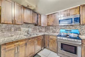 16740 NE 9th Ave APT 302, North Miami Beach, FL 33162, - MLS#A11772725