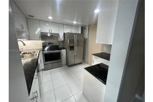 5701 Collins Ave APT 812, Miami Beach, FL 33140, Sold 08/28/25