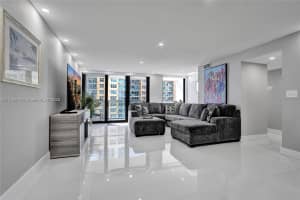 2301 S Ocean Dr APT 1007, Hollywood, FL 33019, - MLS#A11772817