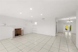 9815 SW 21st St, Miami, FL 33165, Sold 05/05/25