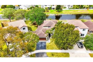 5501 NW 51st Ave, Coconut Creek, FL 33073, Sold 10/03/25