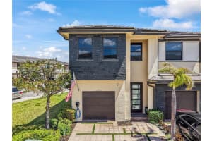 15853 NW 91st Ct, Miami Lakes, FL 33018, Sold 04/28/25