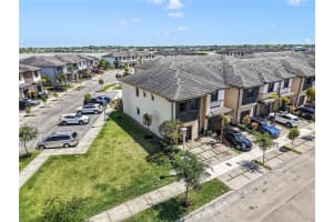 15853 NW 91st Ct, Miami Lakes, FL 33018, Sold 04/28/25