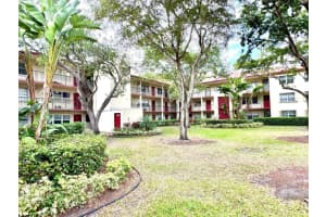 200 Sw 132nd Way 209l, Pembroke Pines