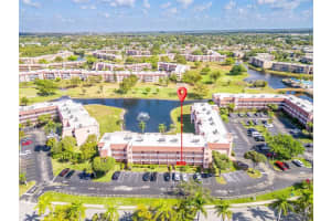 9421 Sunrise Lakes Blvd 105, Sunrise