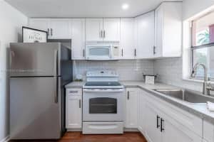 9421 Sunrise Lakes Blvd APT 105, Sunrise, FL 33322, - MLS#A11773101