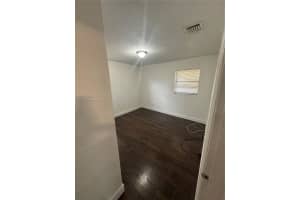570 NW 18th St, Pompano Beach, FL 33060, Sold 07/25/25