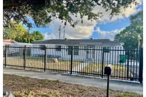4800 NW 191st St, Miami Gardens, FL 33055, Sold 05/14/25