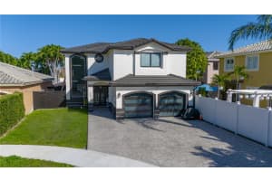 15553 SW 95th St, Miami, FL 33196, Sold 04/29/25