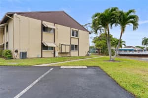 337 Pine Ridge Cir Apt C-1, Greenacres, FL 33463, - MLS#A11773168