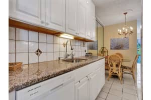 17090 NE 14th Ave APT 104, North Miami Beach, FL 33162, - MLS#A11773205