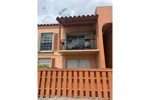7100 Fairway Dr APT K10, Miami Lakes, FL 33014, Sold 05/21/25