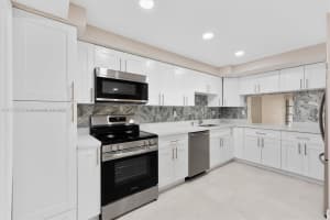 6563 Racquet Club Dr #124, Lauderhill, FL 33319, - MLS#A11773238