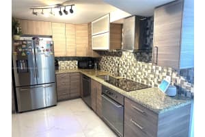 427 Golden Isles Dr APT 5G, Hallandale Beach, FL 33009, - MLS#A11773281