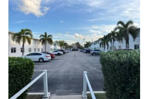 1821 Ne 62nd St 428, Fort Lauderdale