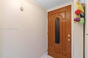 5525 W 26th Ct APT 202, Hialeah, FL 33016, - MLS#A11773418