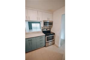 6890 N Kendall Dr APT B202, Pinecrest, FL 33156, Sold 08/13/25