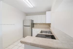 5199 NW 7th St APT 603E, Miami, FL 33126, Sold 10/07/25