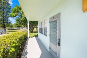 10 Oakridge B #10, Deerfield Beach, FL 33442, Sold 07/17/25
