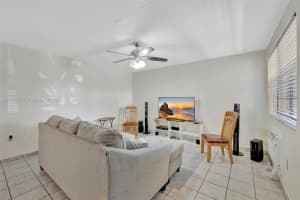 1395 NE 167th St APT 104, Miami, FL 33162, - MLS#A11773605