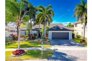 746 NW 176th Ave, Pembroke Pines, FL 33029, Sold 06/17/25