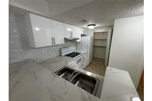 7135 NW 179th St Unit 110, Hialeah, FL 33015, - MLS#A11773656